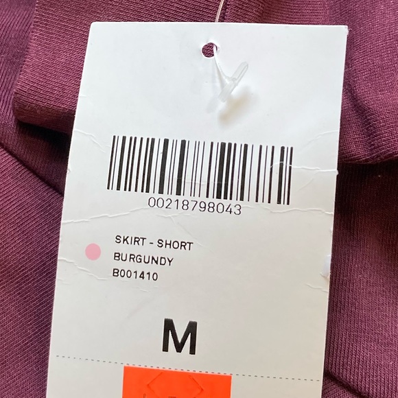 Burgundy mini skirt with ruffle - Picture 4 of 4